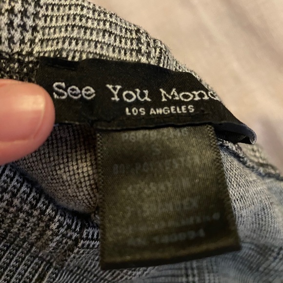 Top and Bottom - Picture 7 of 9